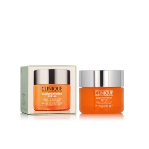 Clinique Superdefense SPF 40 Fatigue + 1st Signs of Age Multi-Correcting Gel 30 ml