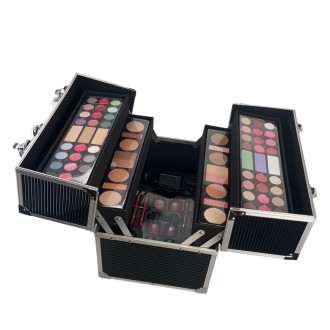 2K Super Model Beauty Train Case